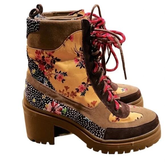 Gianni Bini throw back combat boots Floral  multi color 2 laces Size 9 NWOB - Picture 10 of 12